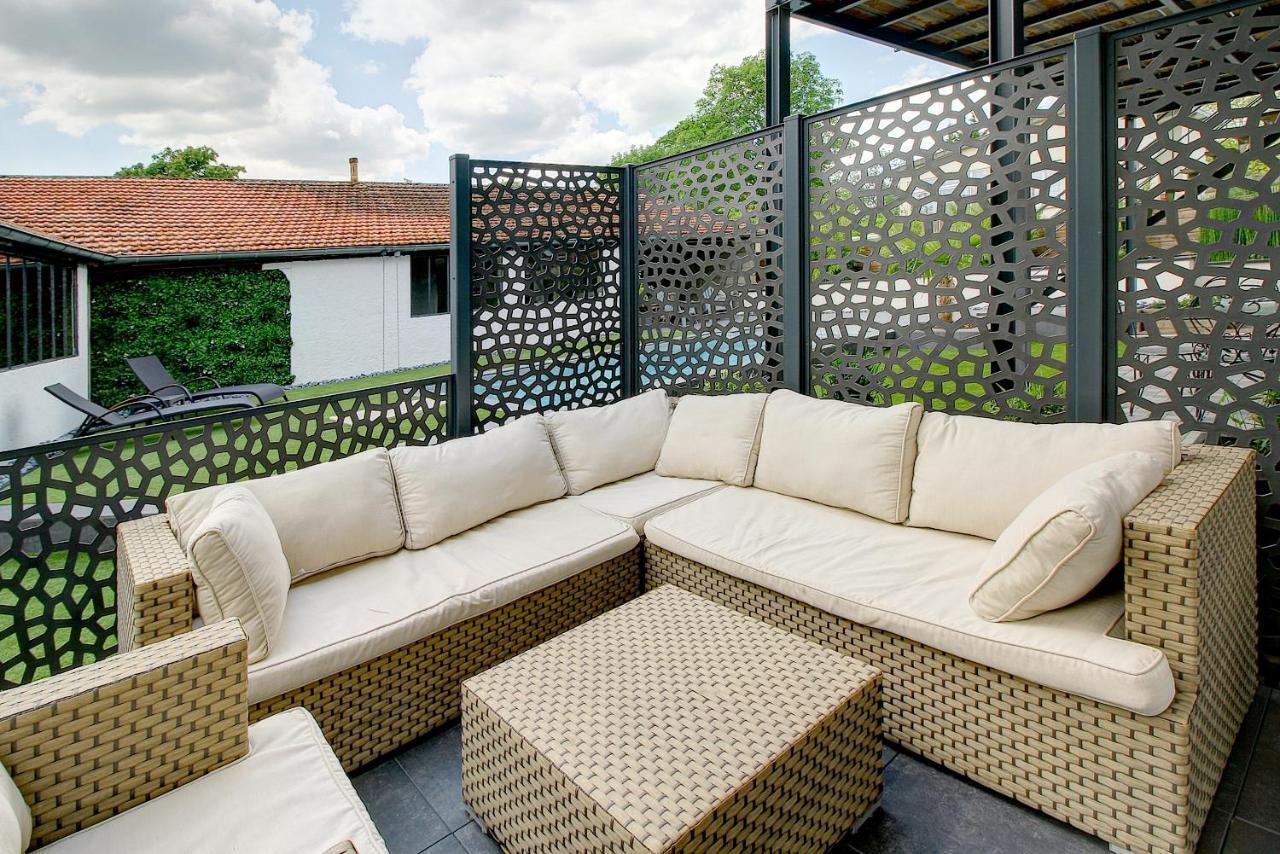 27, Faubourg Apartment Бон Екстериор снимка